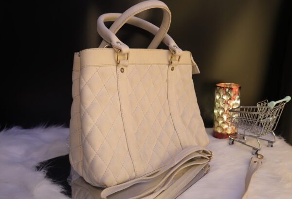 Leather hand bag ivory color