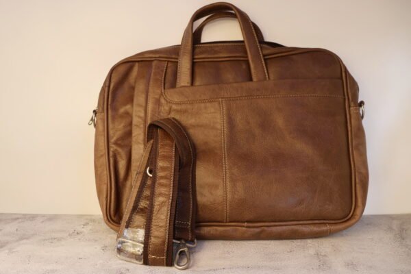 Leather laptop bag (vintage style)