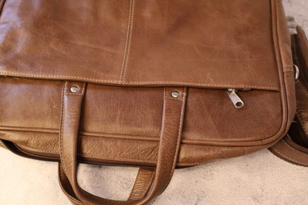 Leather laptop bag (vintage style) - Image 4
