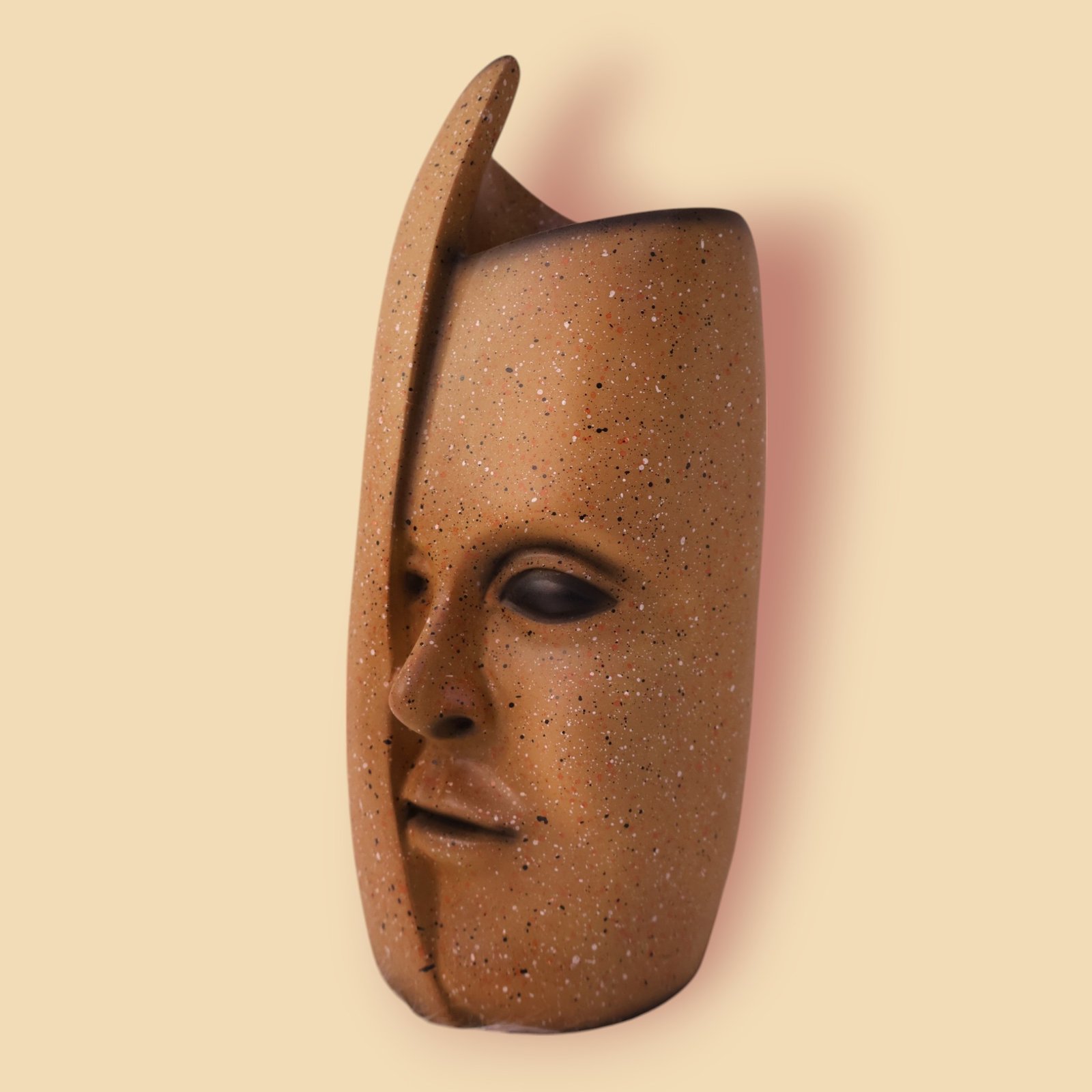 Side Face Design Vase - Image 4
