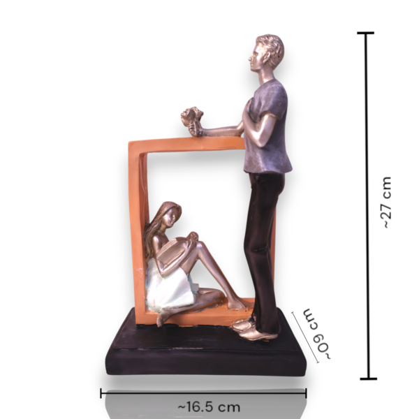 Young Couple Proposing Figurine (Polyresin) - Image 2