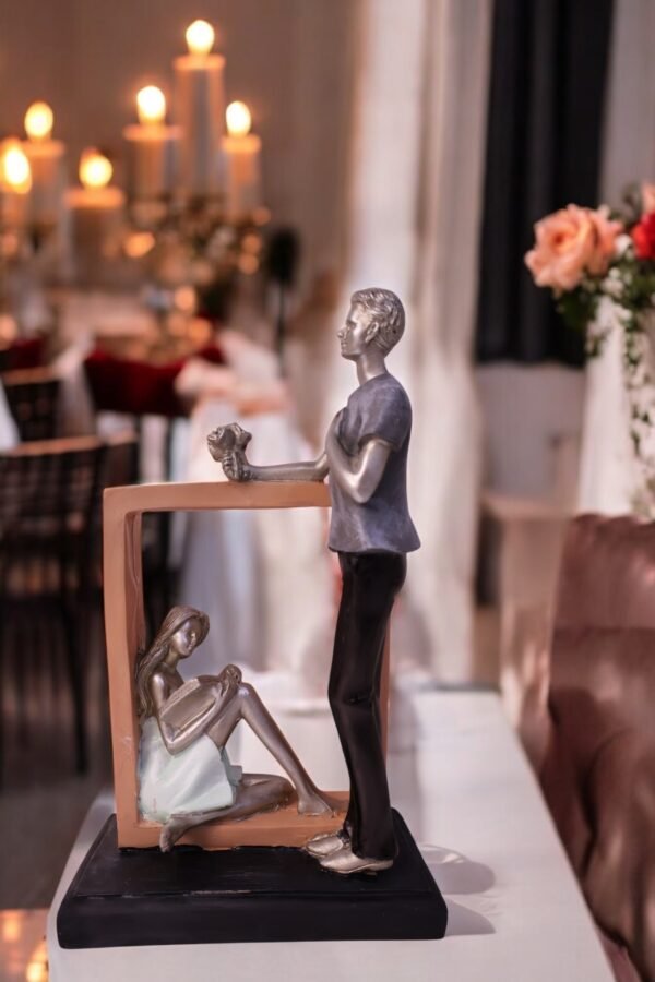 Young Couple Proposing Figurine (Polyresin)