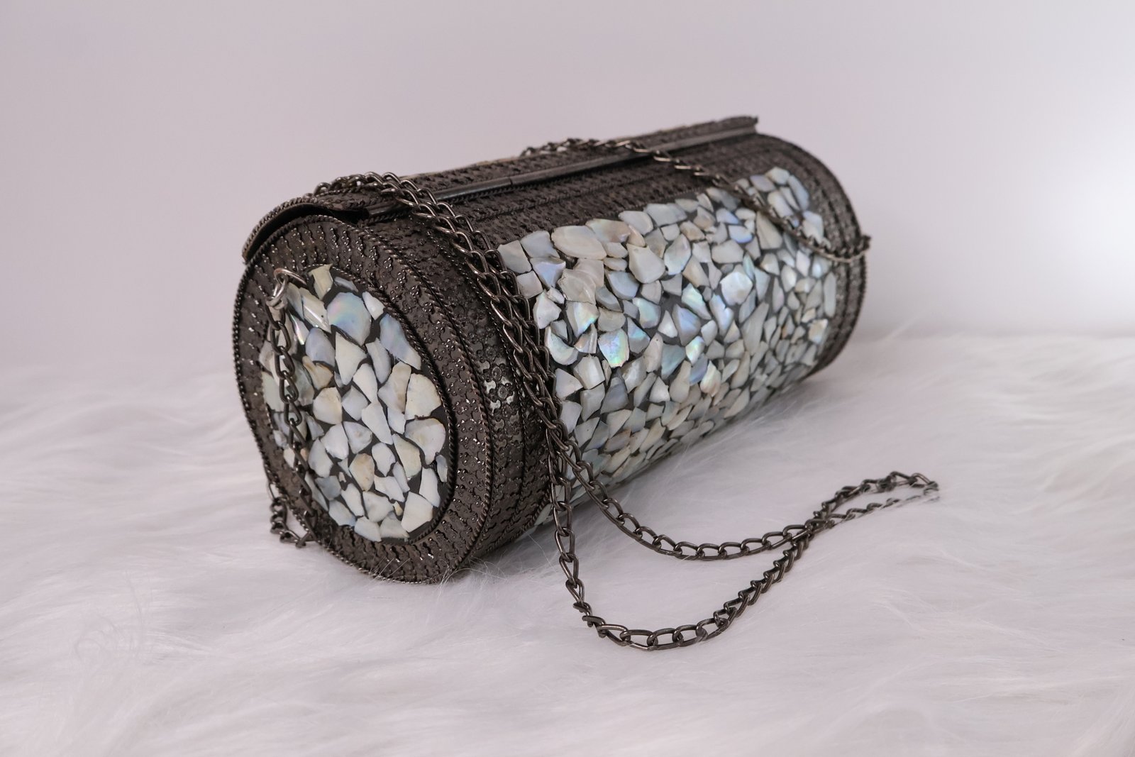 Vintage Style Clutch Bag (D4) - Image 2