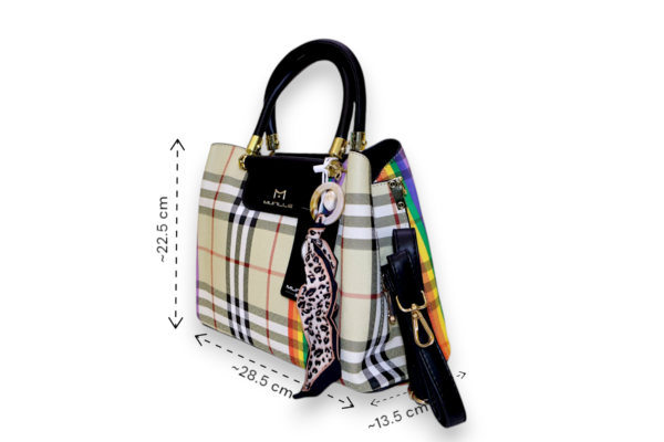 Chic Checkered Handbag - Image 2